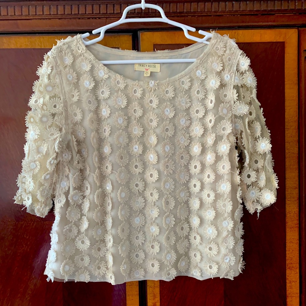 Beautiful vintage-inspired shirt